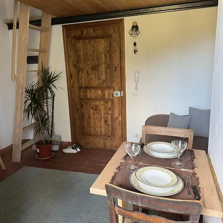 Daire Rustico Monolocale Soppalcato A *