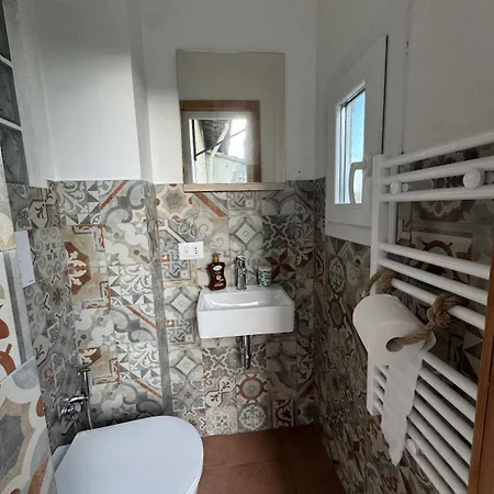 Daire Rustico Monolocale Soppalcato A Floransa